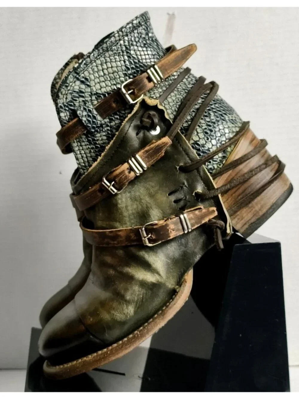 Freebird Crue Womens 7 Leather Backlace Booties Olive Green Distressed Buckle